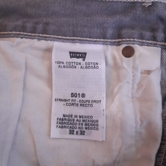 Levi Strauss 501 Straight Fit SZ 32x32 Light Grey Button Up Jeans - Picture 9 of 15